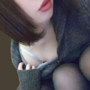 ちさと 三足千円🧦 池袋人妻城