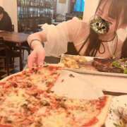 蘭 🌸 𝐋𝐎𝐕𝐄 𝐄𝐀𝐓𝐈𝐍𝐆 セグレターリオ