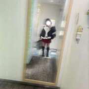 ヒメ日記 2025/12/28 12:26 投稿 早瀬こゆき 全裸にされた女たちor欲しがり痴漢電車