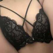 ヒメ日記 2025/11/17 12:18 投稿 ねむ 全裸の女神orいたずら痴漢電車