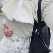 ヒメ日記 2025/12/13 17:16 投稿 みれい★キス好き甘えん坊美少女 Chloe五反田本店　S級素人清楚系デリヘル