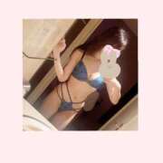 新垣えれな 急遽ですが‼️ 断りきれない美人マッサージ嬢たち