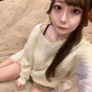 ゆりか 出勤したよー！ E+アイドルスクール新宿・歌舞伎町店