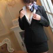フワリ秘書 今日はお休み♡明日からの楽しみも忘れずに…  秘書の品格 クラブアッシュ ヴァリエ