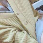 ヒメ日記 2026/04/19 09:22 投稿 桐島ひまり 全裸にされた女たちor欲しがり痴漢電車