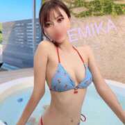 ヒメ日記 2025/12/04 01:33 投稿 えみか 王冠-crown-