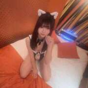 りり（激カワ×ドMリアル18！ 本日22:00〜🈳♡ ハニービー（Honey Bee）