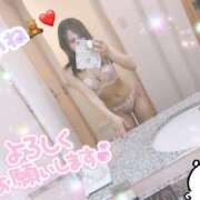 ヒメ日記 2025/11/22 16:22 投稿 深見あいね 全裸にされた女たちor欲しがり痴漢電車