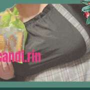 ヒメ日記 2025/12/29 14:13 投稿 りん きゃんでぃドロップス