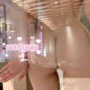 雪名めぐむ ようこそ🎀痴女が織りなす蜜の時間へ SCREEN(スクリーン)