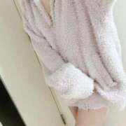 早川いぶき もこもこ🥰 夜這い専門 発情する奥様たち梅田店