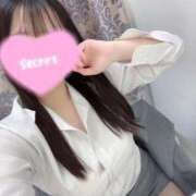 ヒメ日記 2025/12/12 17:13 投稿 美鳥　なな OLピンクコレクション