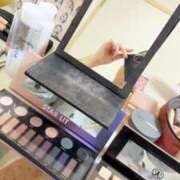 新人・よしか 嘉香のメイク道具大公開💕 人妻花かんざし