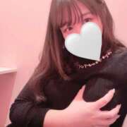 Emu　エム 出勤してるよ💗 XOXO Hug&Kiss 神戸店