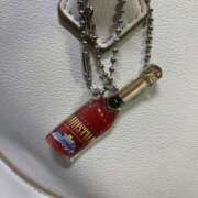 りり 💜 ナンバーゼロハチイチ