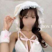 紫苑ゆい 今月もよろしくお願いします🩵🪩 MIRAI TOKYO 六本木店