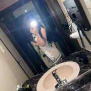 萌愛（めあ） なでて…♡ 人妻の蜜