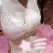 みおな 🧡雨だー🥹🧡 ぺろぺろベロベロ専科 ぺろんちょ