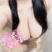 かるあ 🤍ボンバー 白いぽっちゃりさん五反田店