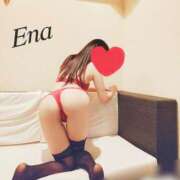 瑛奈(えな) 熱い✕✕✕を……♥️ 可憐な妻たち 高崎店