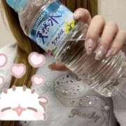 ひな 次回出勤のおしらせ🐰💗 東京リップ 池袋店