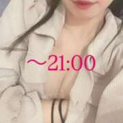 ヒメ日記 2025/12/04 15:02 投稿 可愛もえか 全裸美女からのカゲキな誘惑