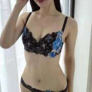 ヒメ日記 2025/12/17 15:33 投稿 蓮見はな Delice(デリス)横浜店