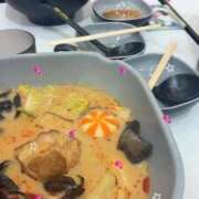 恋羽みるく 最近食欲が、、😭 HYPER TOKYO