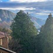 咲(えみ) 出勤♪ 麗しい人妻 新宿本店