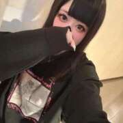 こはく 寂しいなぁ💭 デザインプリズム新宿