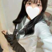 ろあ すきなの🤍 ワレメ舐められ学院 秋葉原校