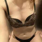 恵理奈(えりな) 甘えたい気分♡ 麗しい人妻 新宿本店