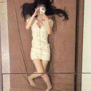 ゆい 本日出勤日🤍 CECIL