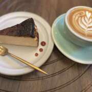 らん チーズケーキ美味しい店についつい🤤 制服天国（ユメオト）