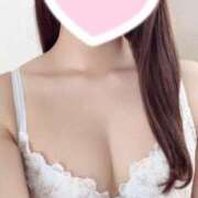 吉岡ゆかり 出勤🤍 ESTE ALLURE