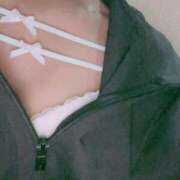 美波すず んみゅ〜🫠 全裸にされた女たちor欲しがり痴漢電車