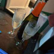 美波すず 誕生日祝いだって！！！ 全裸にされた女たちor欲しがり痴漢電車