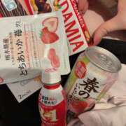 ヒメ日記 2026/05/01 12:32 投稿 楓りりな 全裸にされた女たちor欲しがり痴漢電車