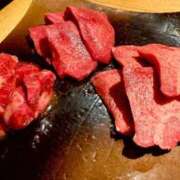 つばき 🍖 Lounge Yoki東京
