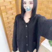 りつ 意外と小柄です。笑 高級オナクラ　ひよこクラブ