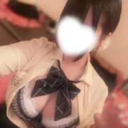 うる 出勤です🤍 新宿平成女学園