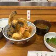 ヒメ日記 2025/12/15 12:11 投稿 もも Versailles