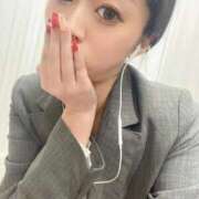 ヒメ日記 2025/12/29 16:53 投稿 湊　いちか OLピンクコレクション