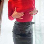 ヒメ日記 2025/11/26 19:02 投稿 ななみ 逢って30秒で即尺