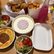 ヒメ日記 2025/12/24 20:28 投稿 あかり アラモード