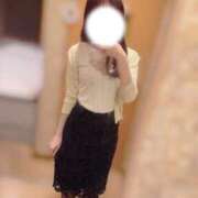 ヒメ日記 2026/04/04 13:30 投稿 すみれ 新宿・本格コスプレ美人秘書オフィスイメクラ「秘書課女子」