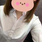 りあ 明日🐾 新宿・本格コスプレ美人秘書オフィスイメクラ「秘書課女子」