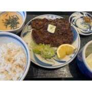 しゅうか やっとー！🥩 ハピネス東京