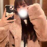 百瀬もな こんにちは Oil Madrid（オイルマドリード）