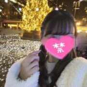 日向さら【未経験の現役JD】 ドキドキ、、、🤍 Club Rosa